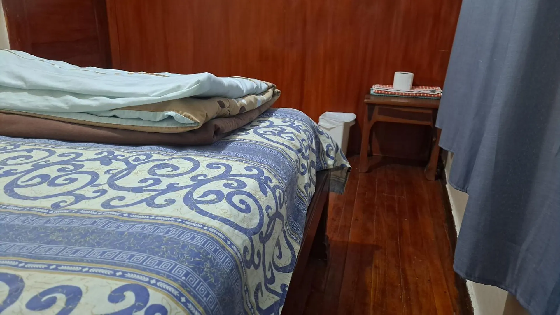 Albergue Camry Backpackers佳美背包客旅馆 Cuenca