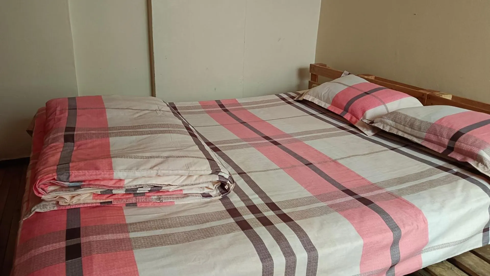 Albergue Camry Backpackers佳美背包客旅馆 Cuenca