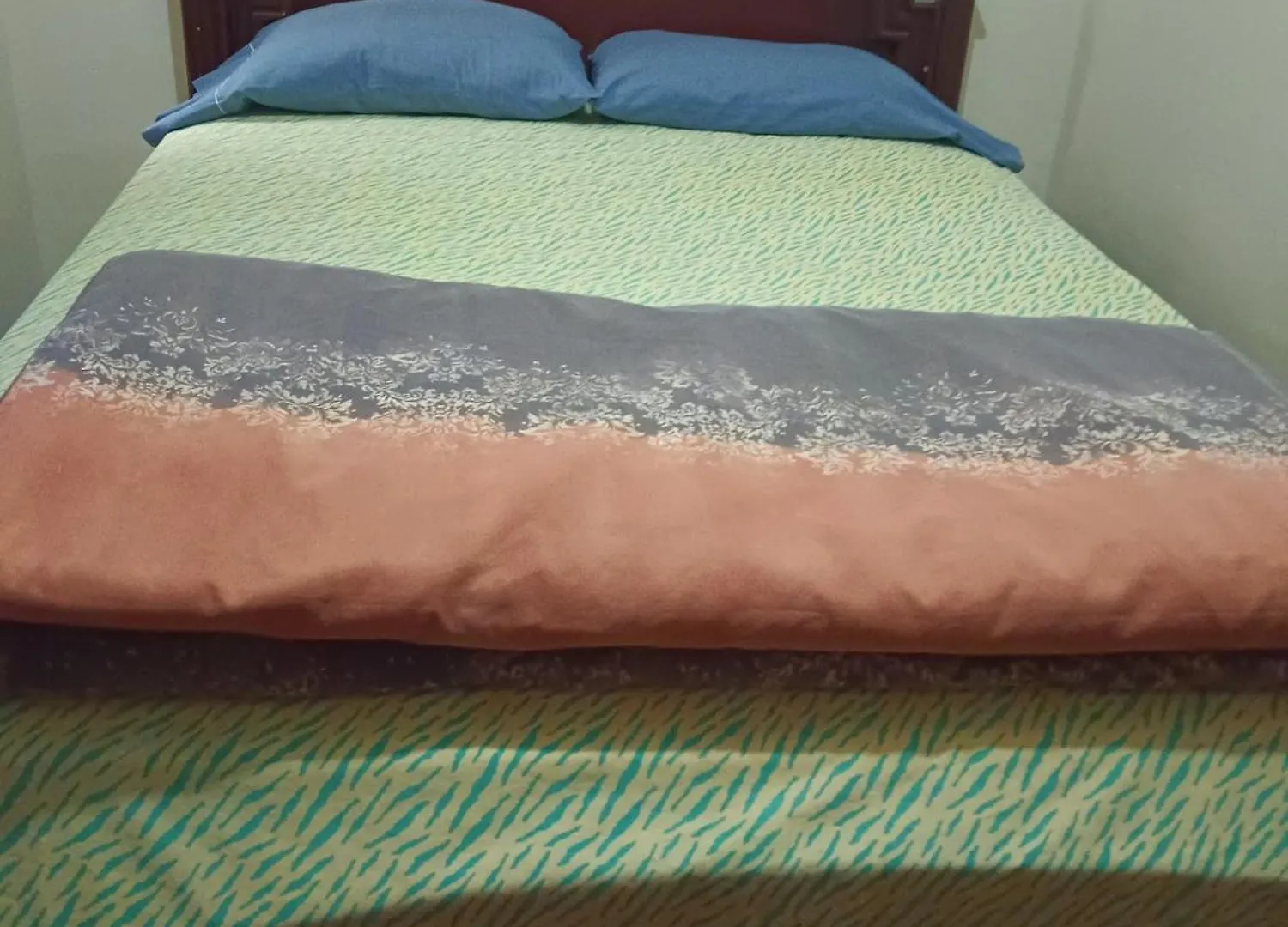 Albergue Camry Backpackers佳美背包客旅馆 Cuenca Rum i privatbostad