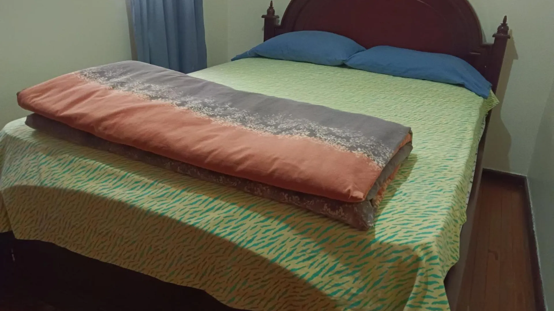 Rum i privatbostad Albergue Camry Backpackers佳美背包客旅馆 Cuenca