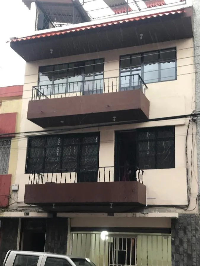 Accommodatie bij particulieren Albergue Camry Backpackers佳美背包客旅馆 Cuenca