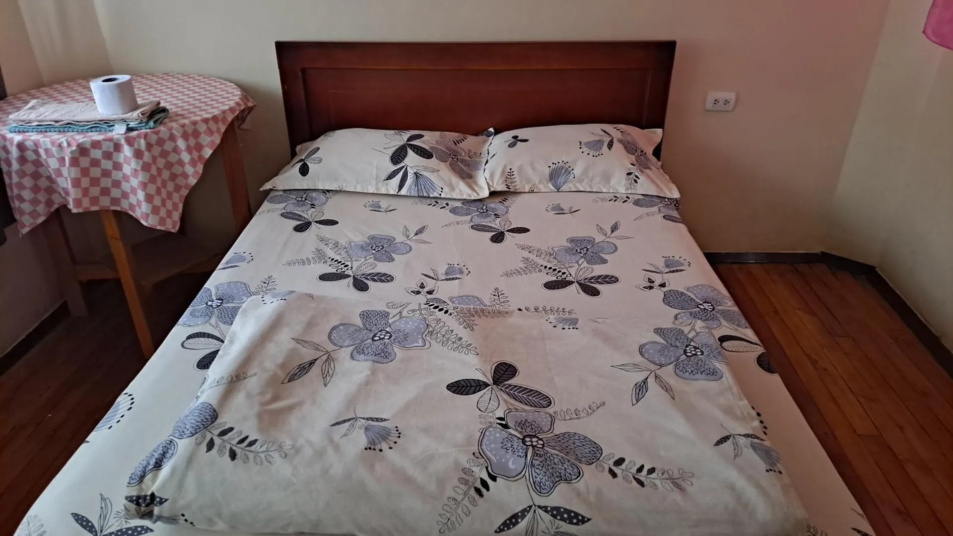 Albergue Camry Backpackers佳美背包客旅馆 Cuenca Ecuador